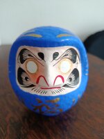Gebraucht -Wie NEU- Tierra Zen KP66 Blaues traditionelles Daruma - Akademischer Erfolg 12 cm